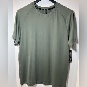 LEG3ND Super Soft Light Weight Stretch Moisture Wicking Short Sleeve T Shirt